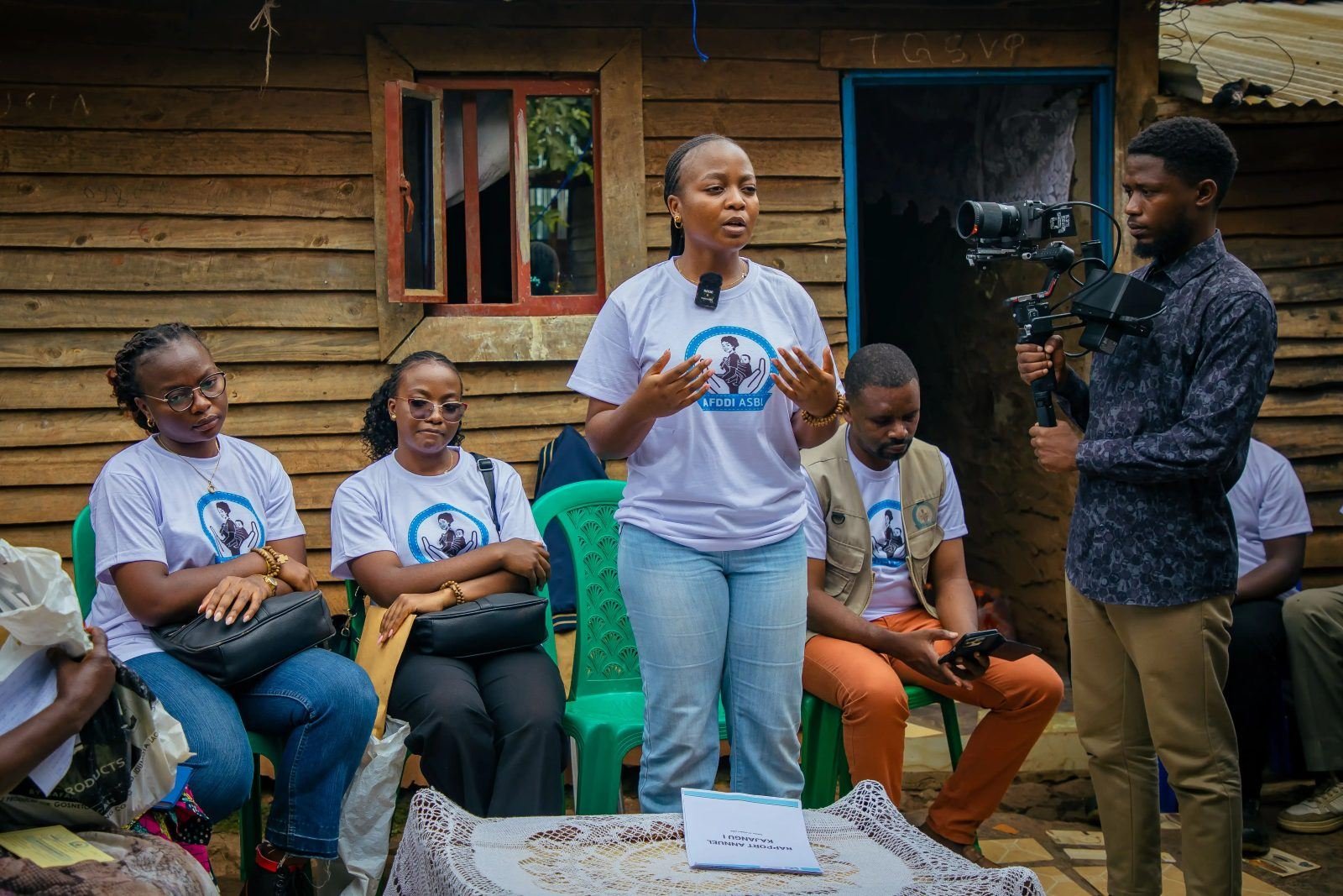 Groupe de femmes participant à une activité communautaire